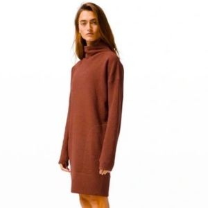 Lululemon Call for Cozy dress size 8 orange